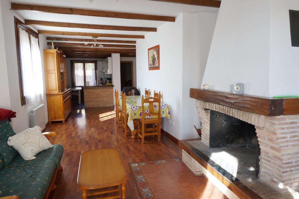 Appartement Casa Rural Os Arregueses à Alquézar Extérieur photo