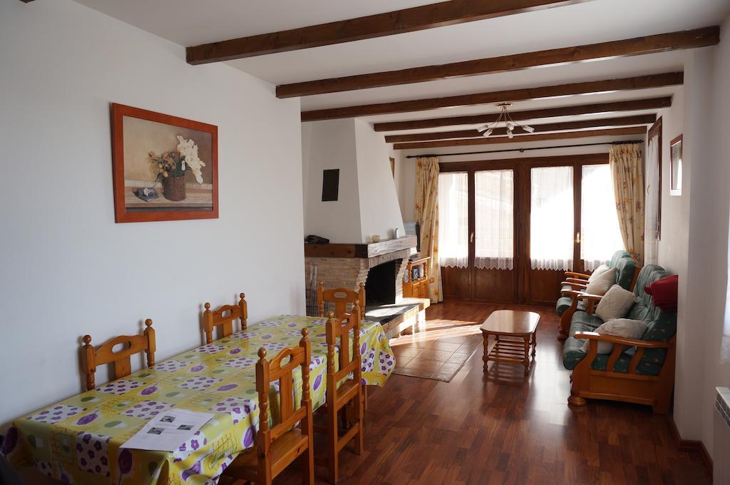 Appartement Casa Rural Os Arregueses à Alquézar Extérieur photo